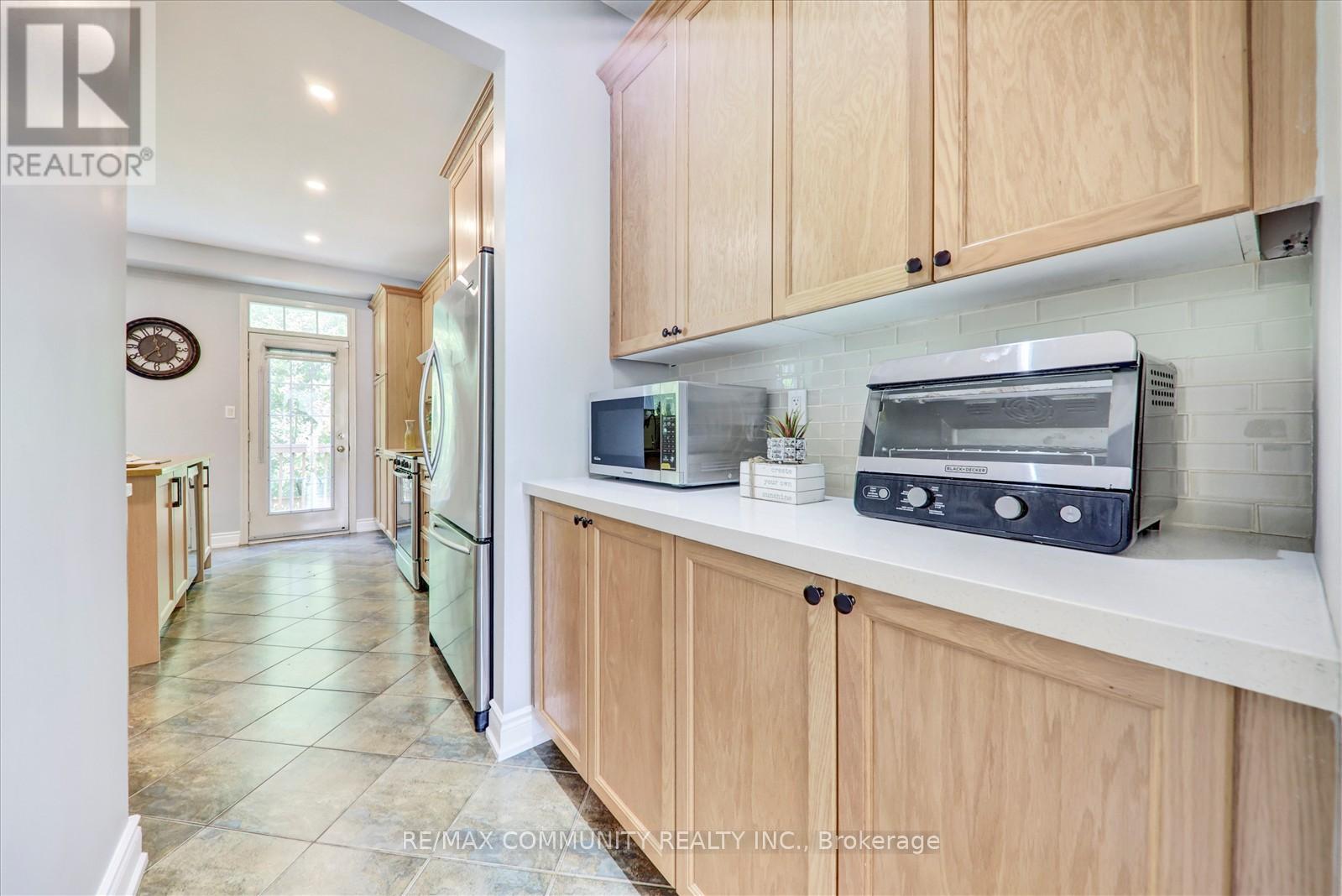 Photo 39 of 99 Feint Drive, Ajax ON
