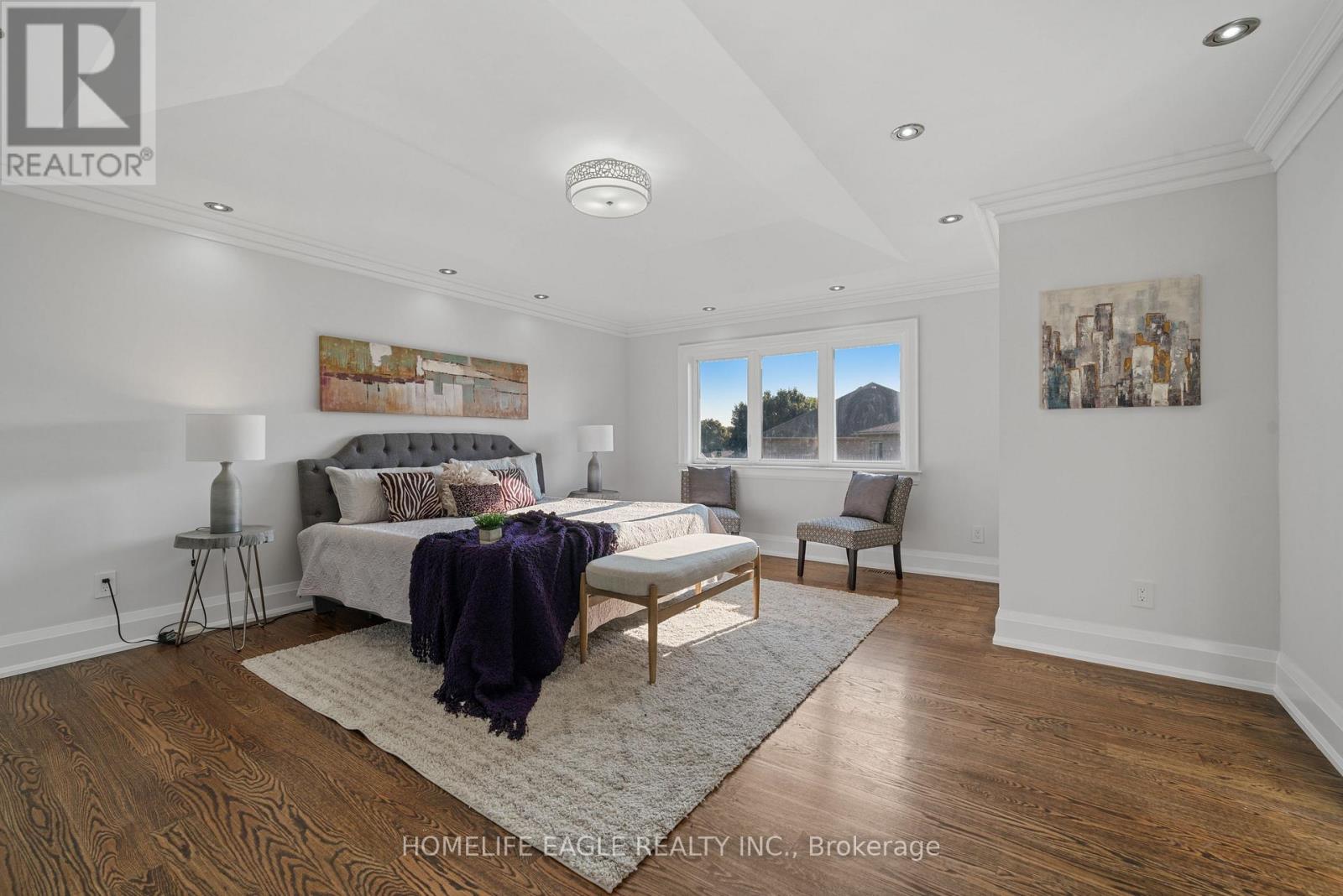 Photo 12 of 8 Nicolan Road, Toronto ON