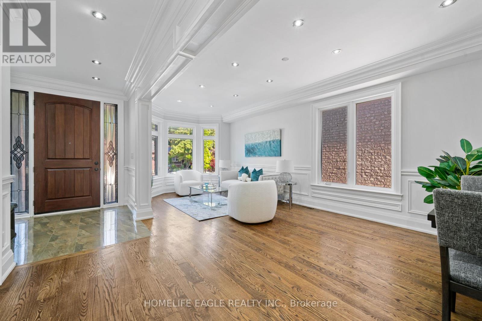 Photo 2 of 8 Nicolan Road, Toronto ON