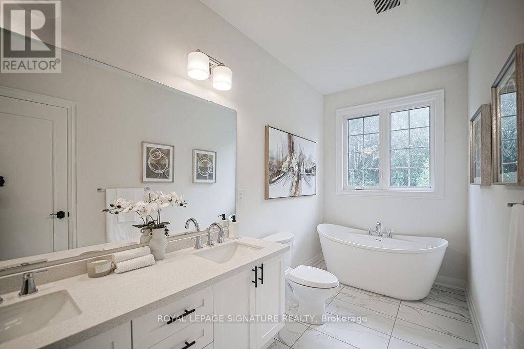 Photo 21 of 80 West Village Lane, Markham ON