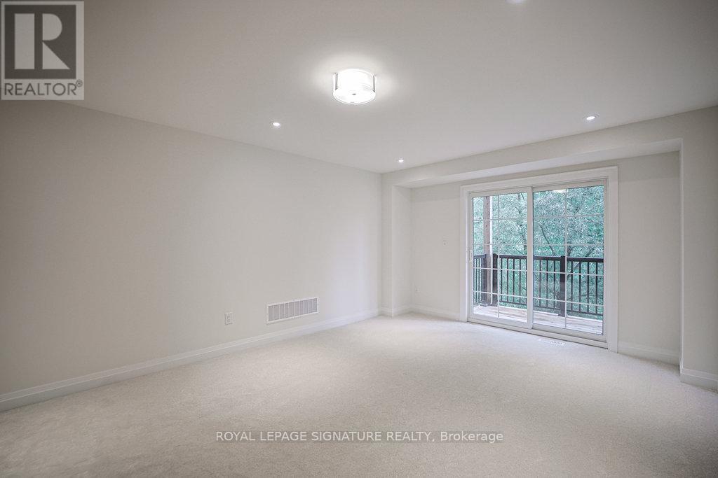 Photo 23 of 80 West Village Lane, Markham ON