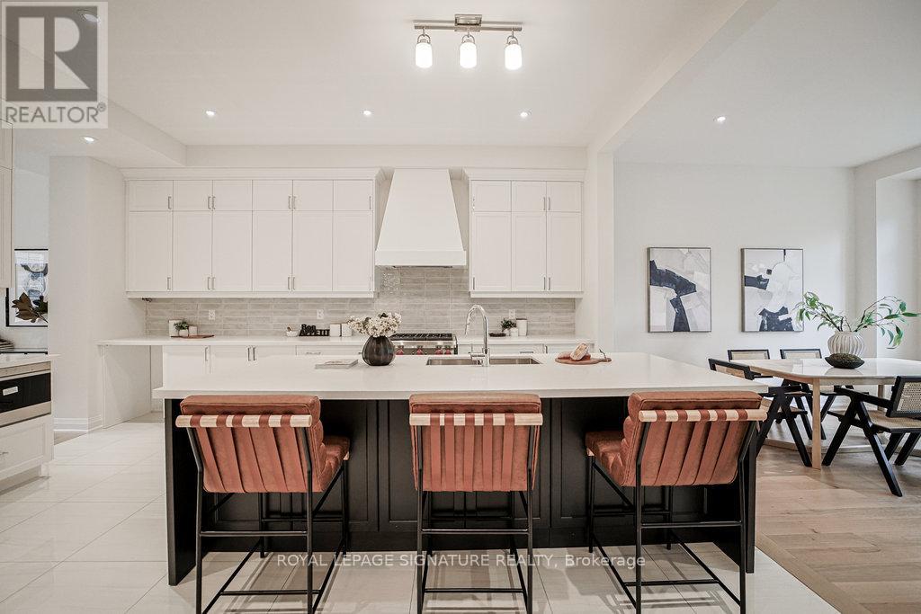 Photo 34 of 80 West Village Lane, Markham ON