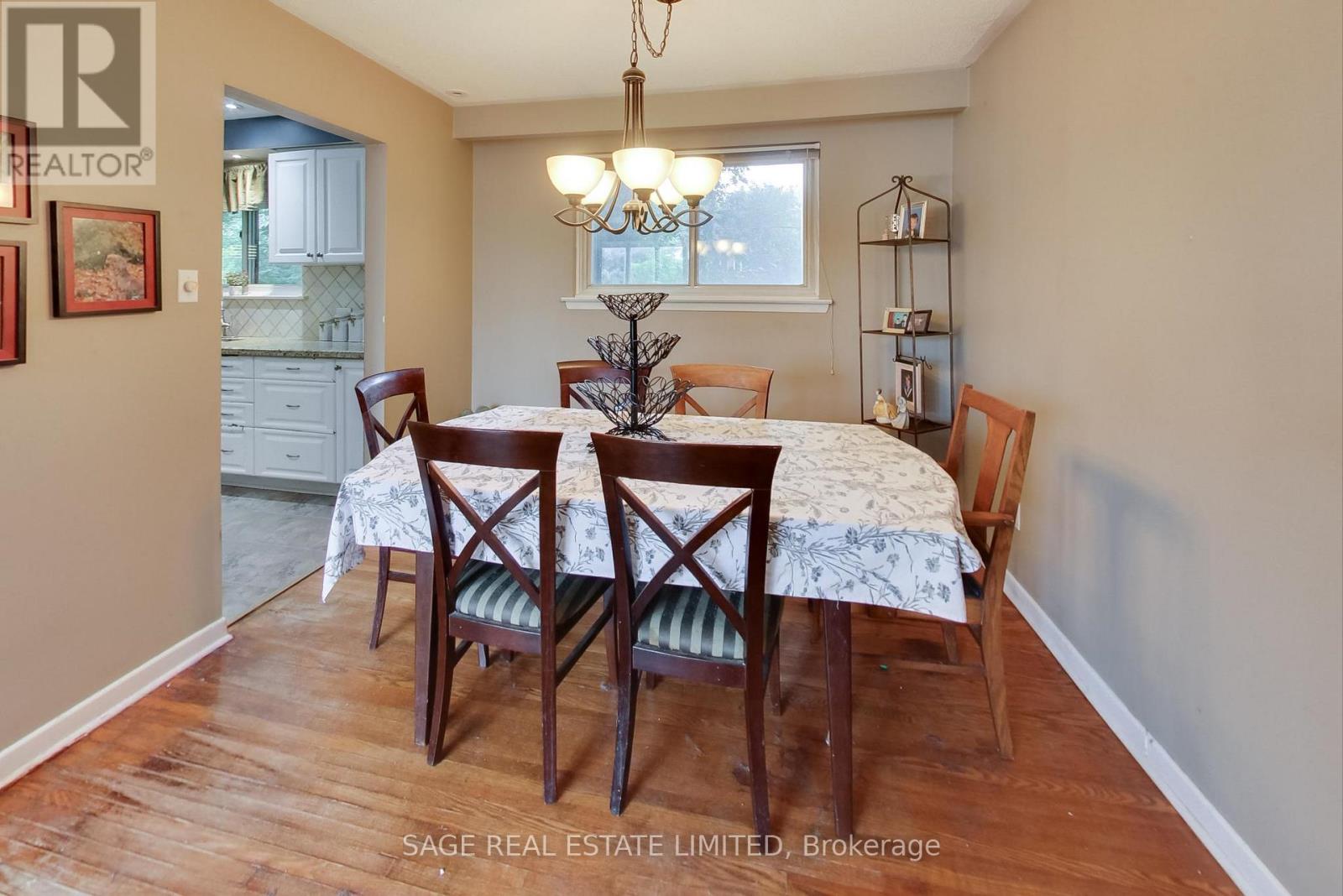 Photo 15 of 6 Dunsinane Drive, Markham ON