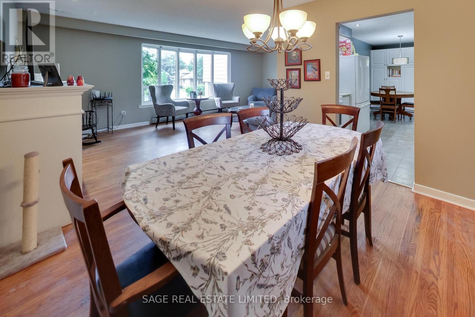 Photo 17 of 6 Dunsinane Drive, Markham ON