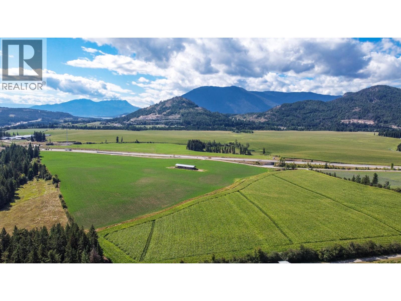 Photo 15 of 4050 White Lake Road, Tappen BC