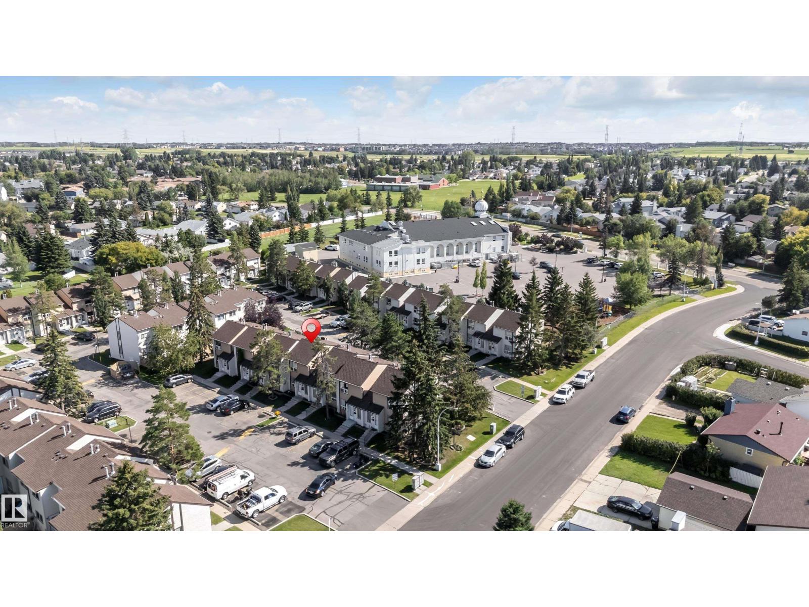 Photo 7 of 49 1651 46 St Nw, Edmonton AB