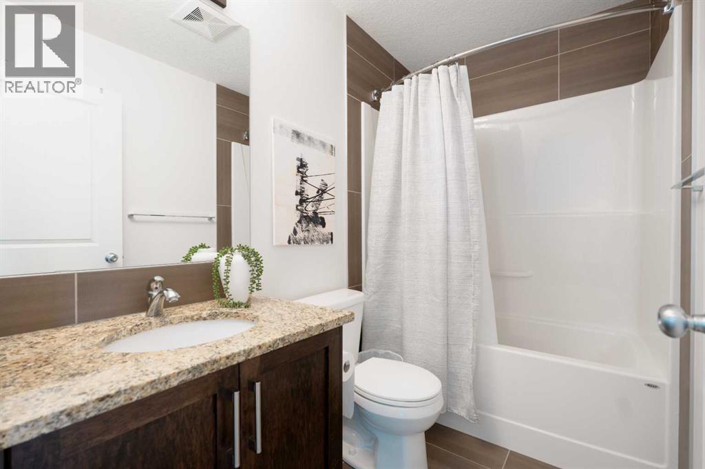 Single Family House for Sale in  Legacy Common SE Legacy Calgary 