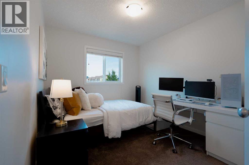 Single Family House for Sale in  Legacy Common SE Legacy Calgary 