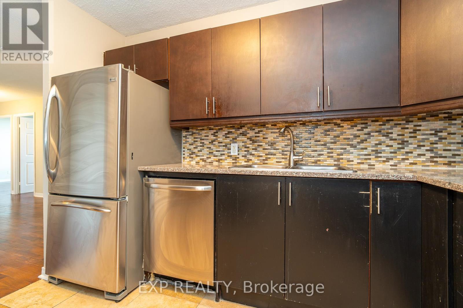 Photo 11 of 2107 900 Dynes, Ottawa ON
