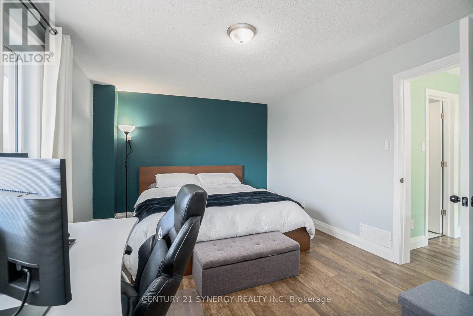 Photo 18 of 46 Paddington Private, Ottawa ON