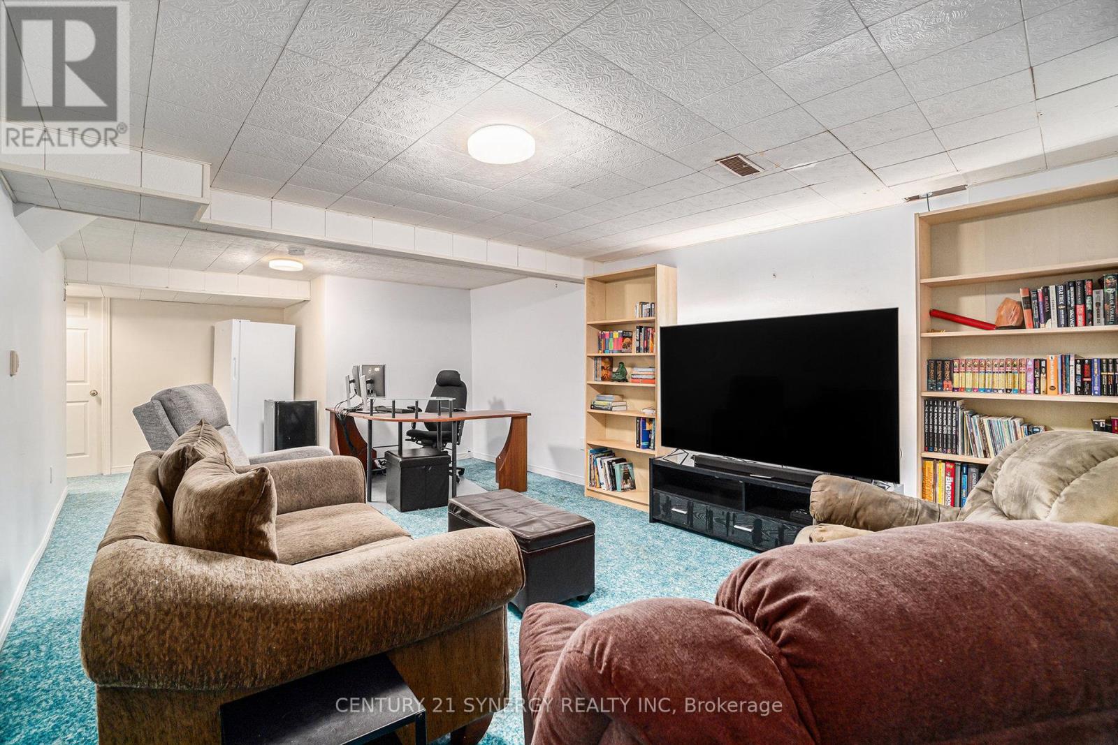 Photo 24 of 46 Paddington Private, Ottawa ON
