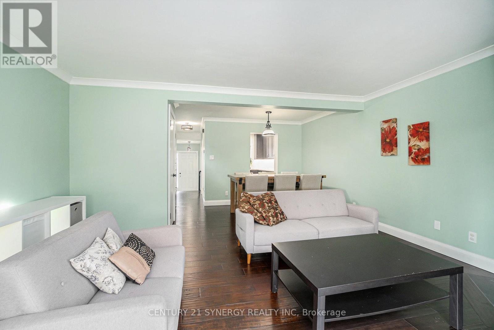 Photo 9 of 46 Paddington Private, Ottawa ON