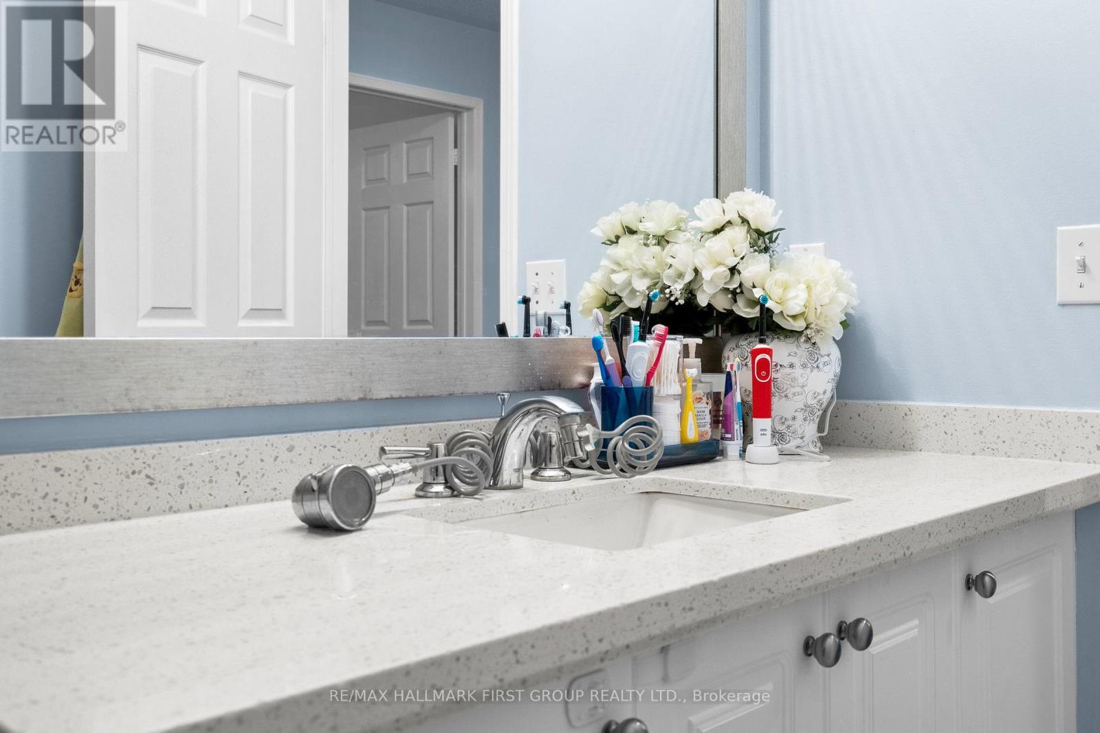 Photo 45 of 1053 Eager Road, Milton ON