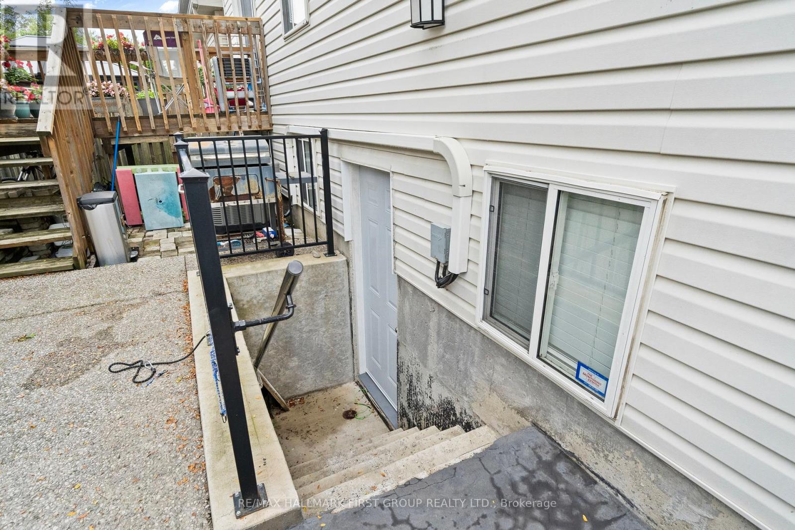 Photo 44 of 1053 Eager Road, Milton ON