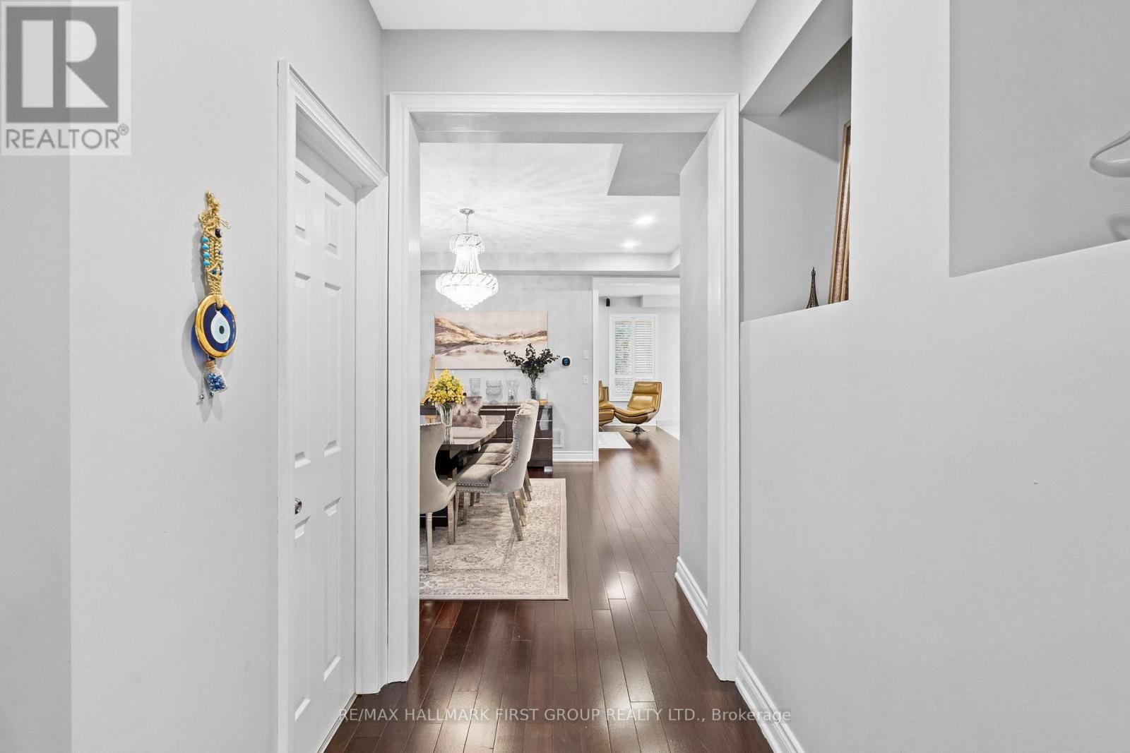 Photo 33 of 1053 Eager Road, Milton ON