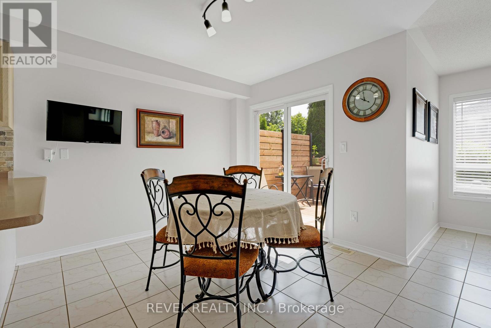 Photo 13 of 21 Ewart Street, Caledon ON