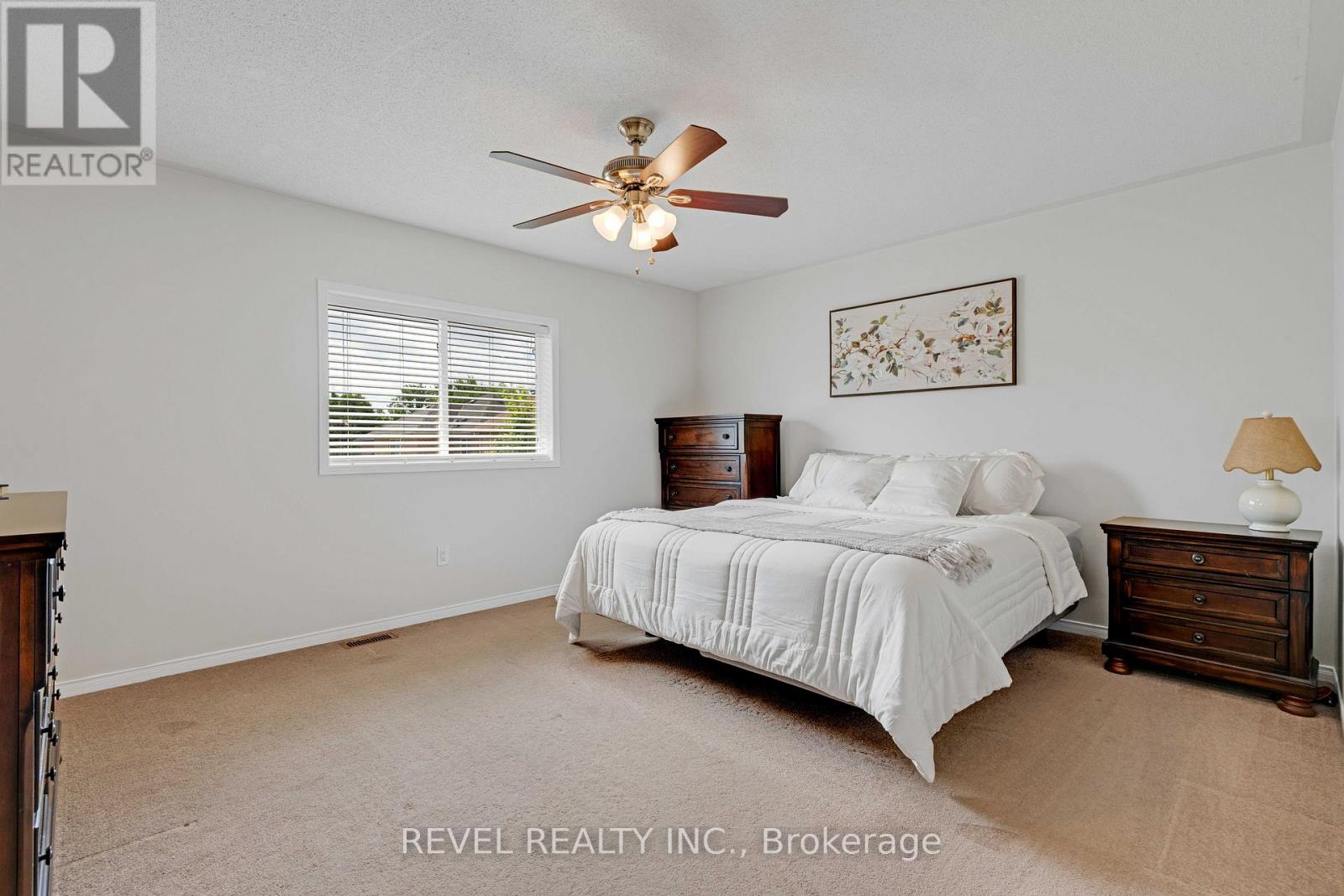 Photo 18 of 21 Ewart Street, Caledon ON