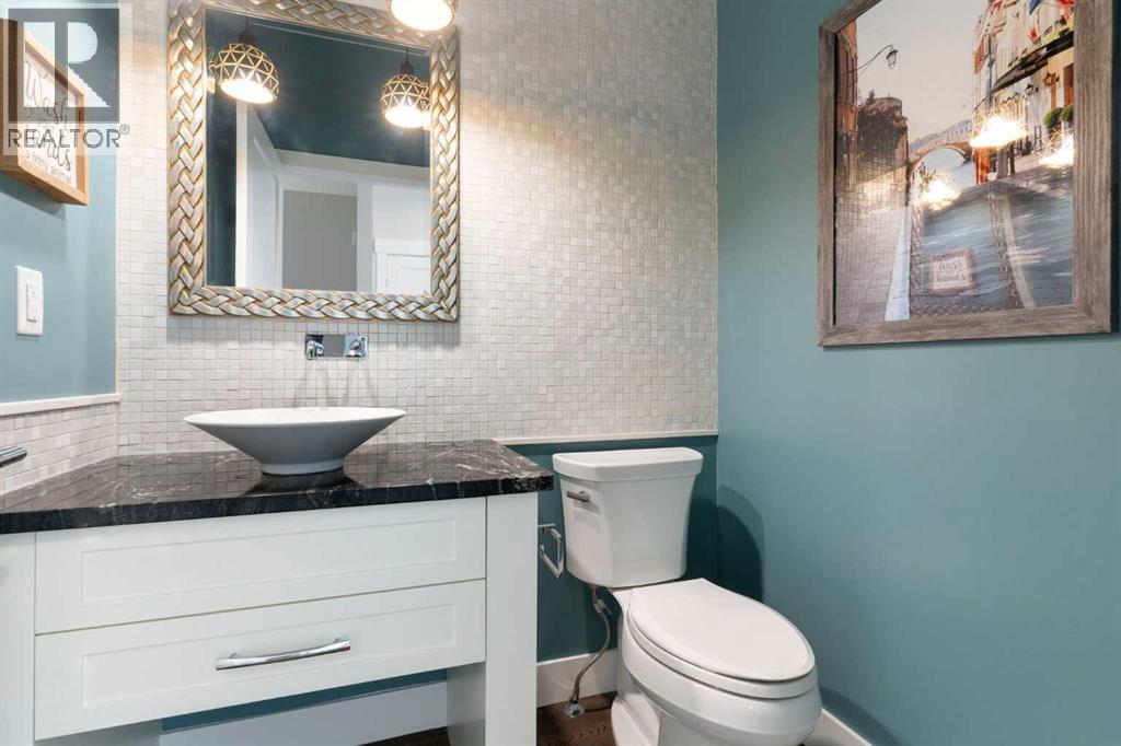 Single Family House for Sale in   Street NW Hillhurst Calgary 