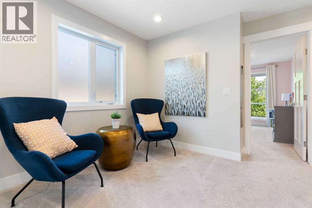 Single Family House for Sale in   Street NW Hillhurst Calgary 