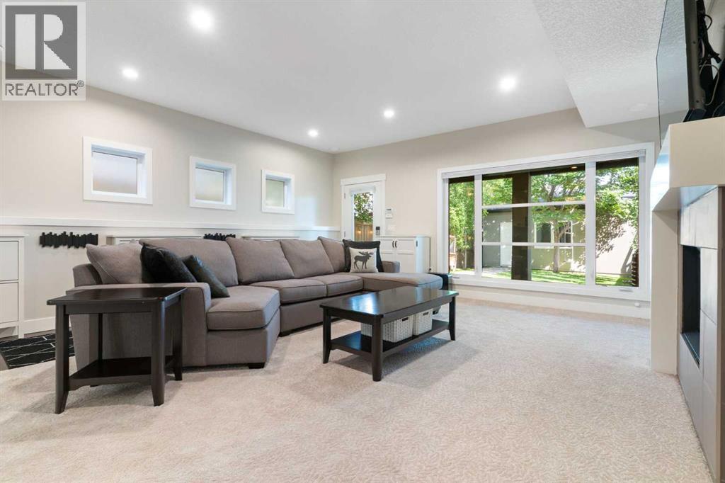 Single Family House for Sale in   Street NW Hillhurst Calgary 
