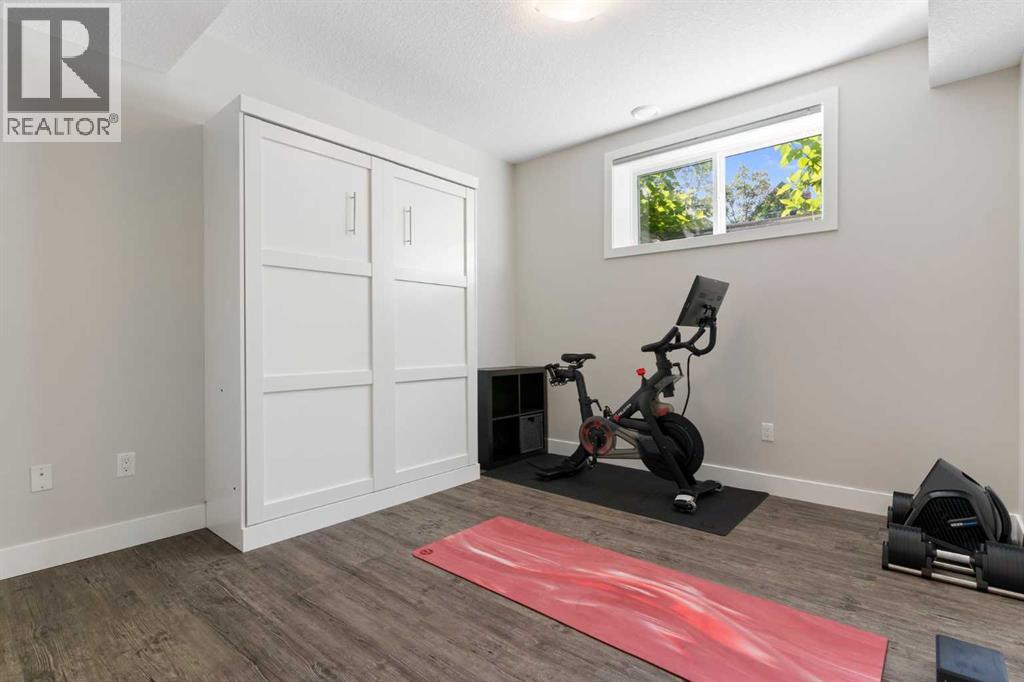 Single Family House for Sale in   Street NW Hillhurst Calgary 
