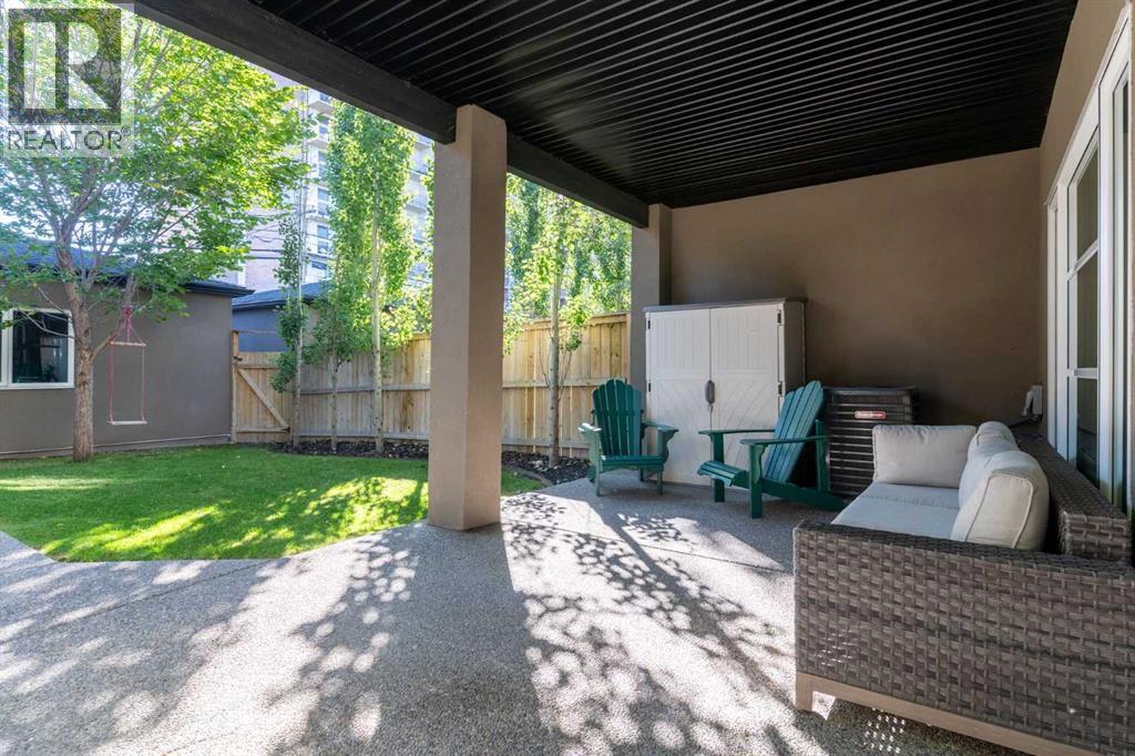 Single Family House for Sale in   Street NW Hillhurst Calgary 