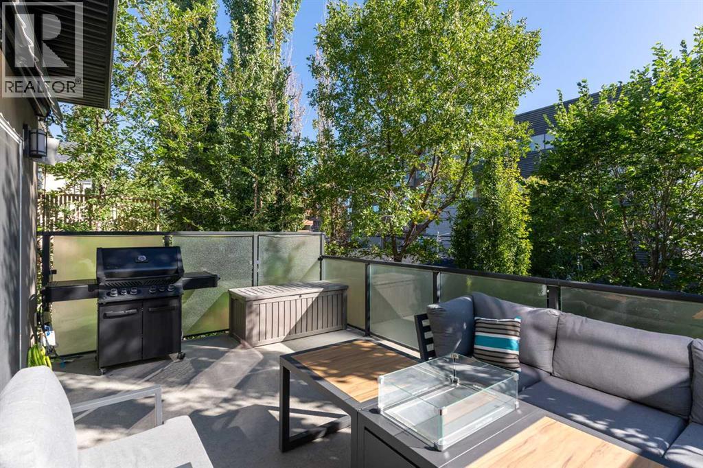 Single Family House for Sale in   Street NW Hillhurst Calgary 