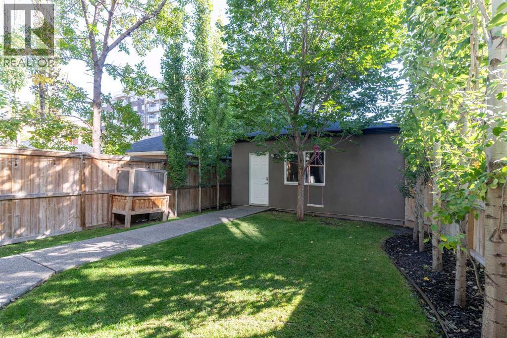 Single Family House for Sale in   Street NW Hillhurst Calgary 