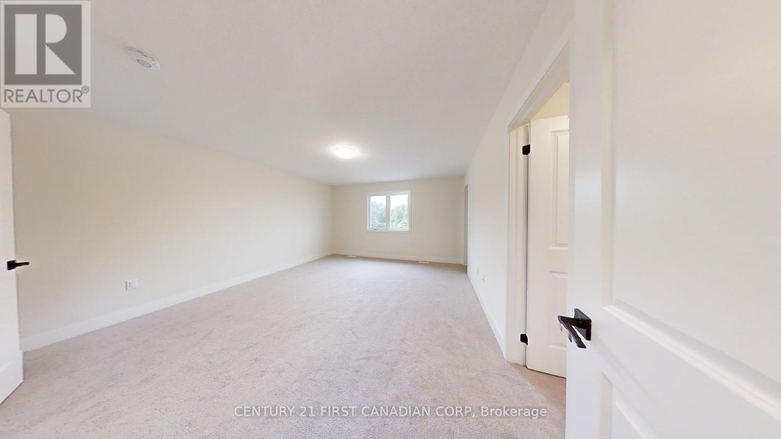 Photo 7 of 121 1960 Evans Boulevard, London South ON