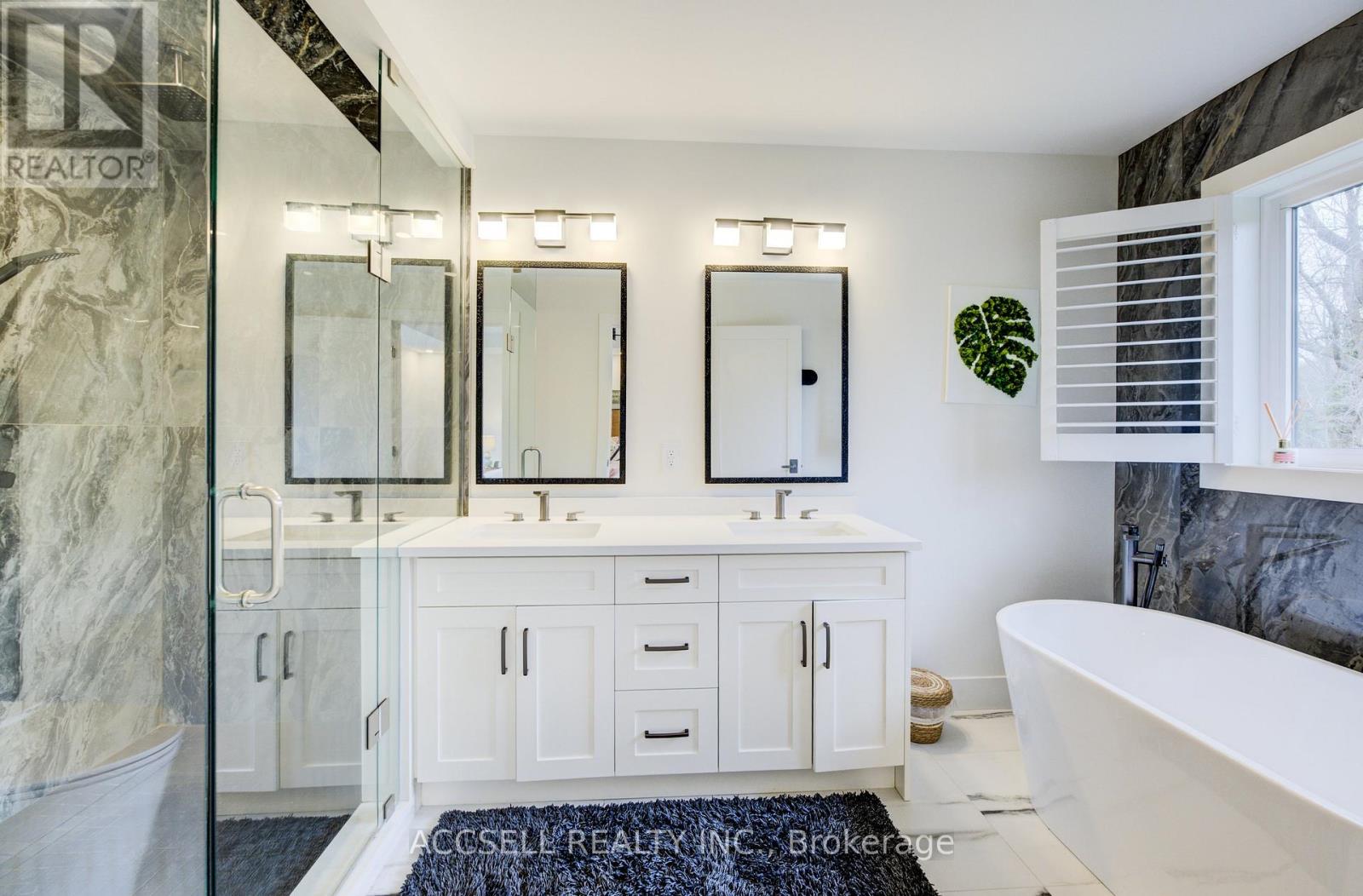 Photo 24 of 1095 Mineral Springs Road, Hamilton ON
