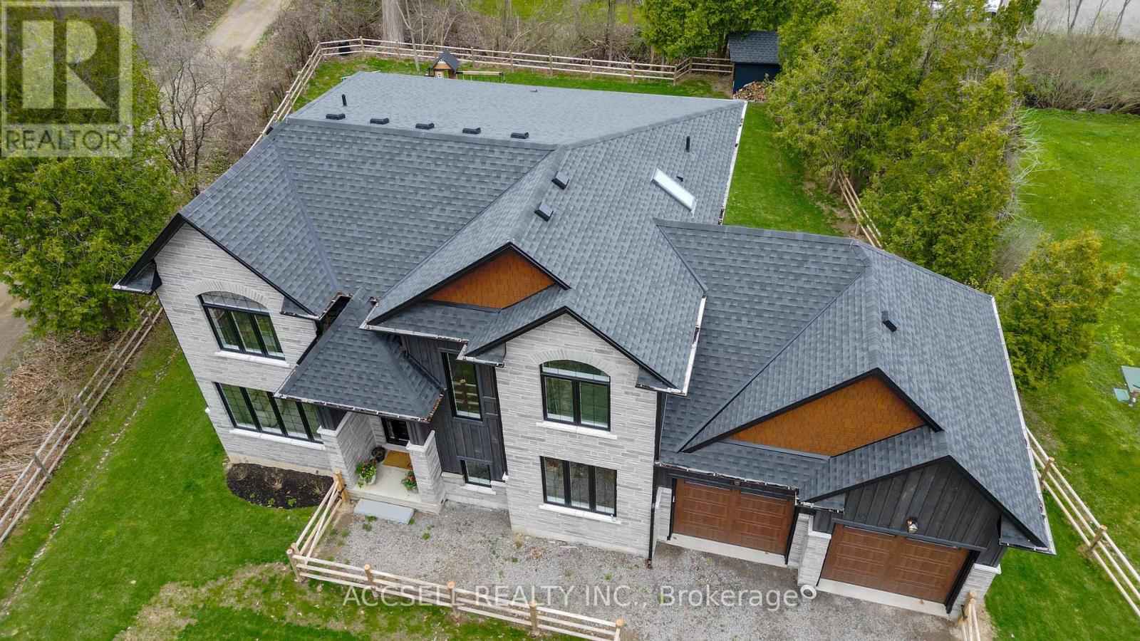 Photo 10 of 1095 Mineral Springs Road, Hamilton ON