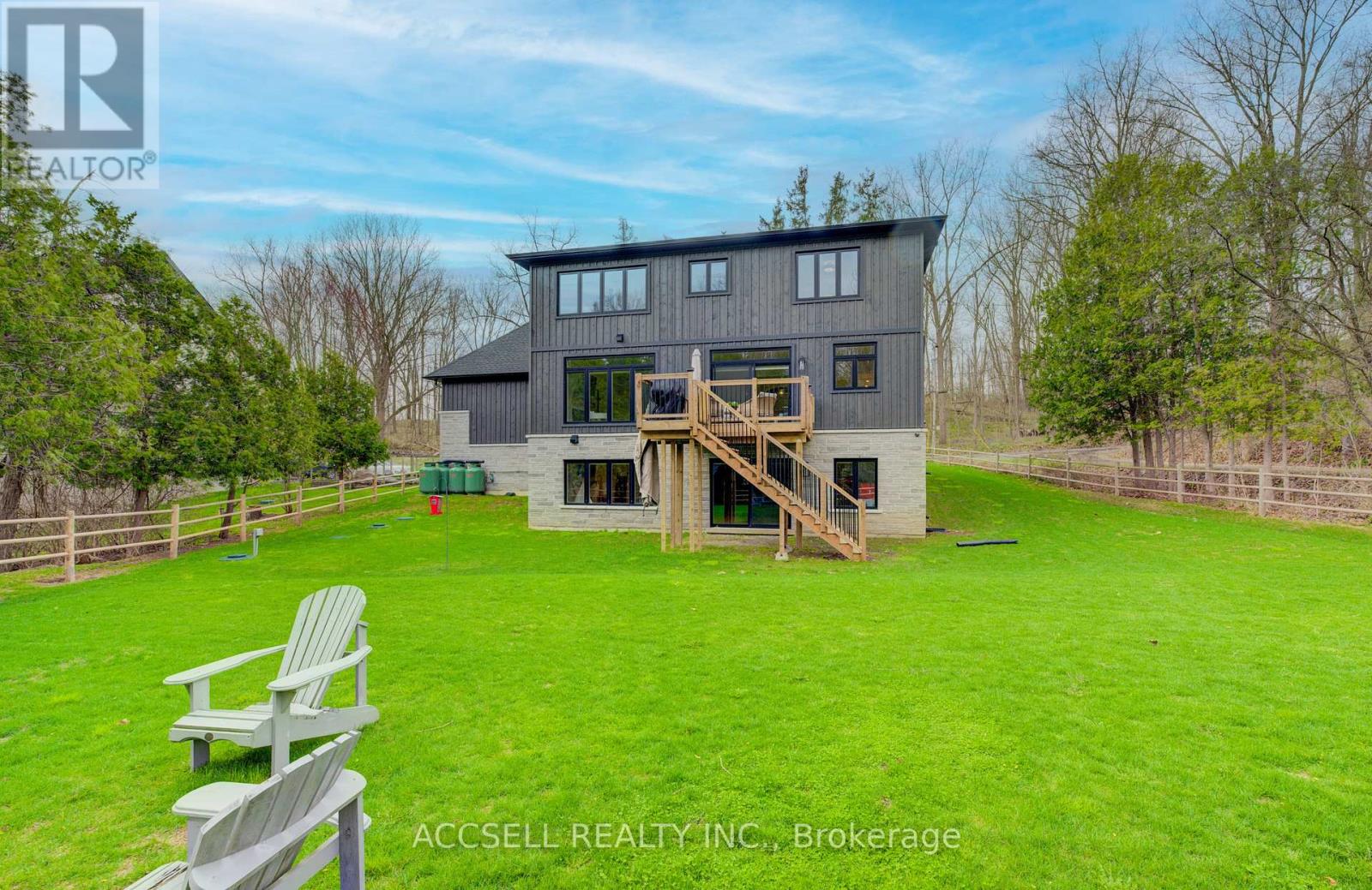 Photo 27 of 1095 Mineral Springs Road, Hamilton ON