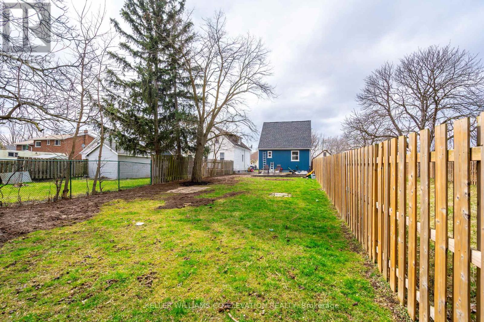 Photo 15 of 1 9 Merigold Street, St Catharines ON