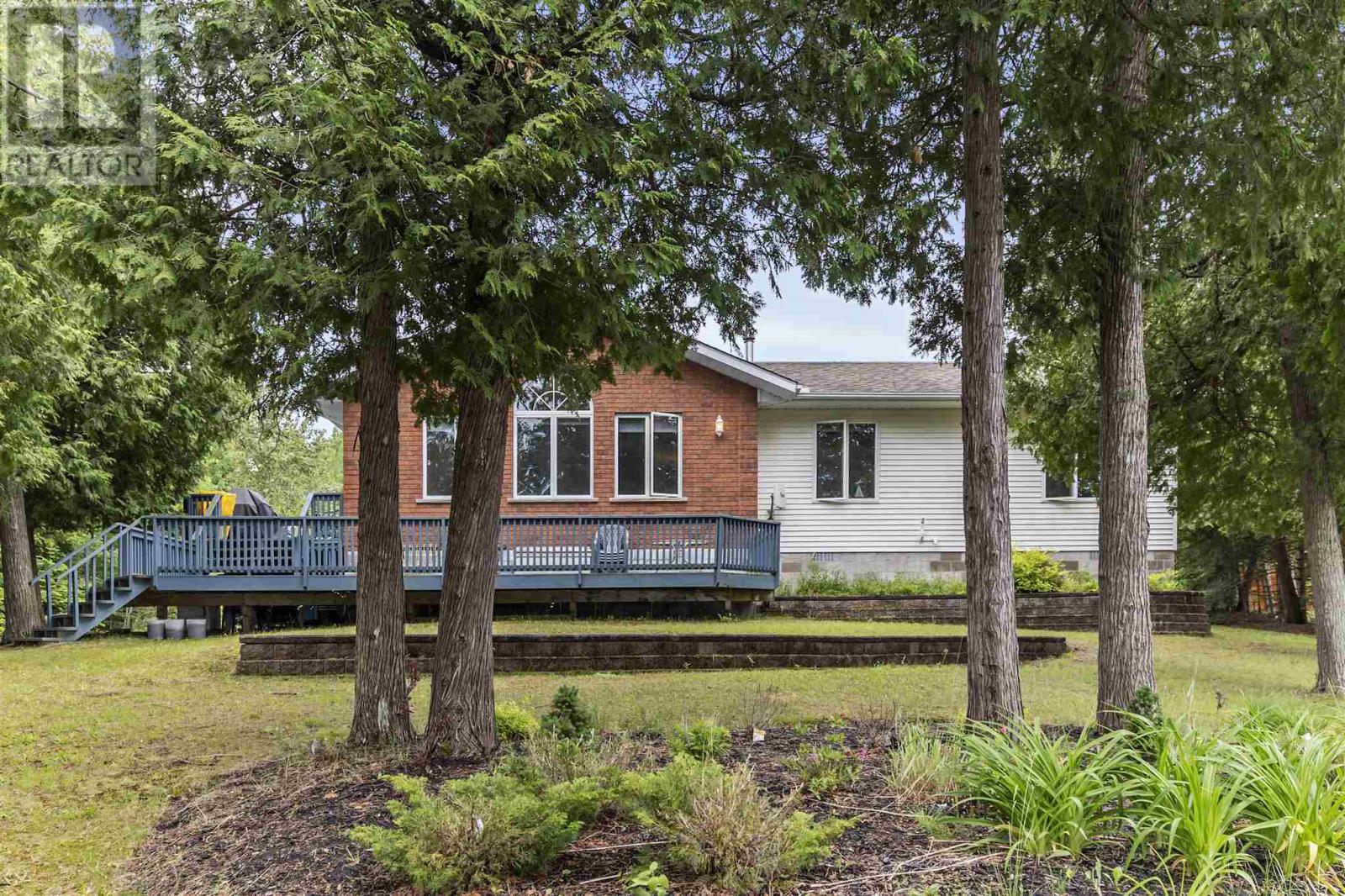 Photo 23 of 3804 Hamilton Dr, Hilton Beach ON
