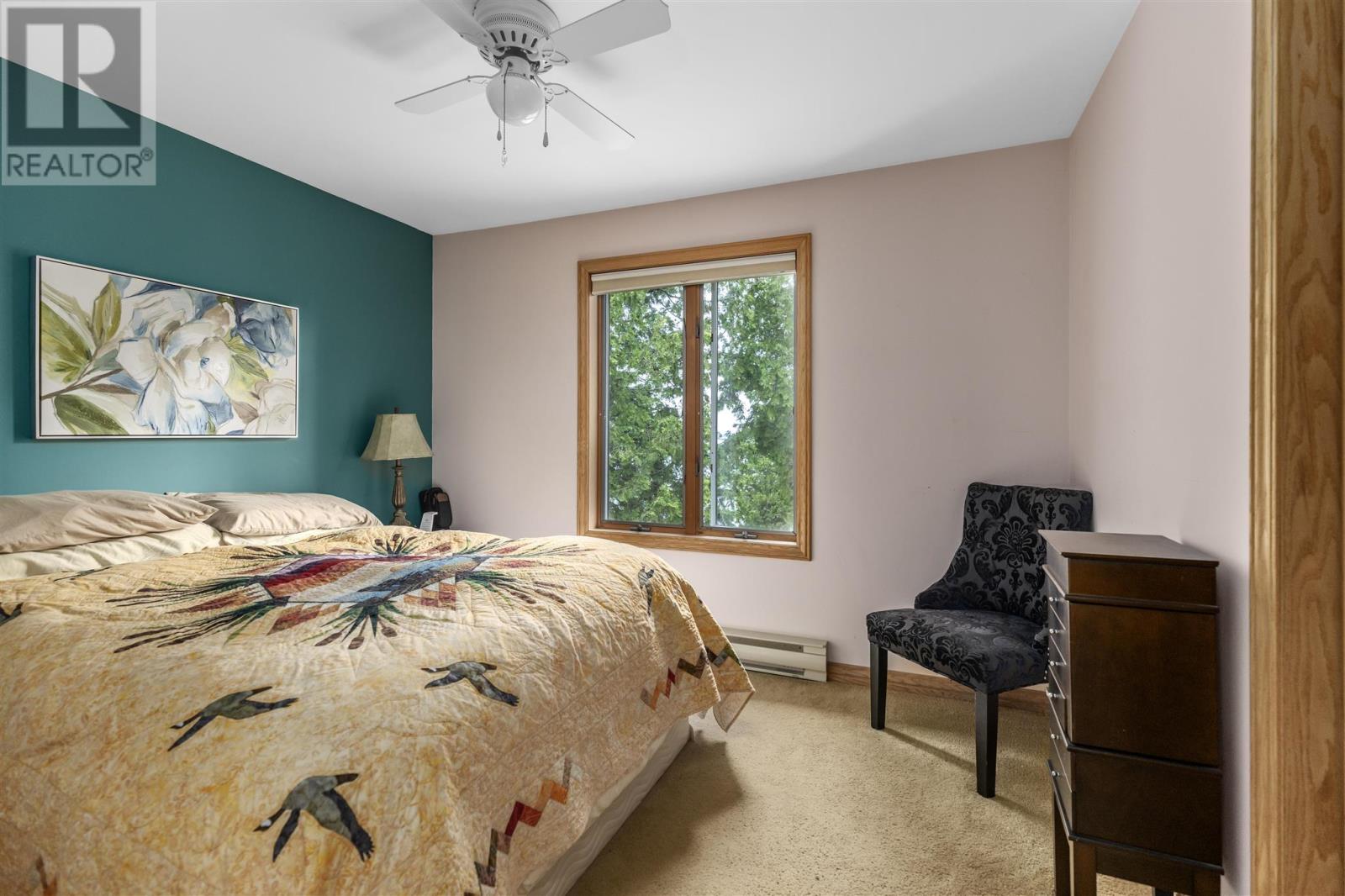 Photo 4 of 3804 Hamilton Dr, Hilton Beach ON