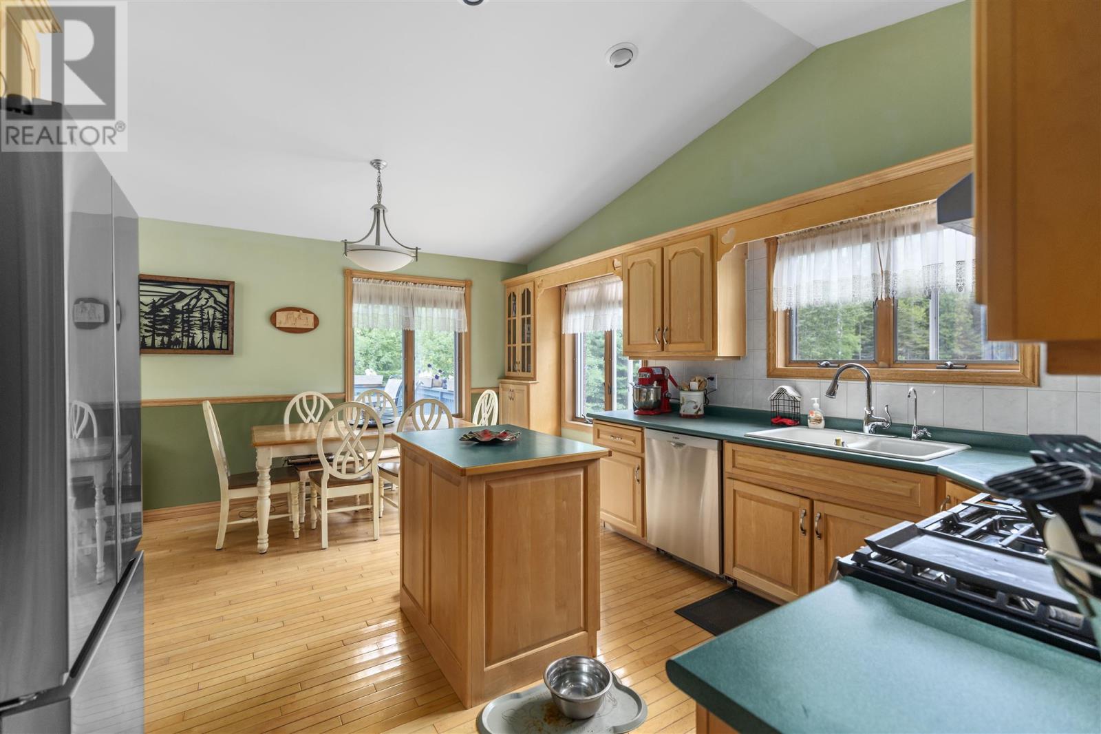 Photo 30 of 3804 Hamilton Dr, Hilton Beach ON