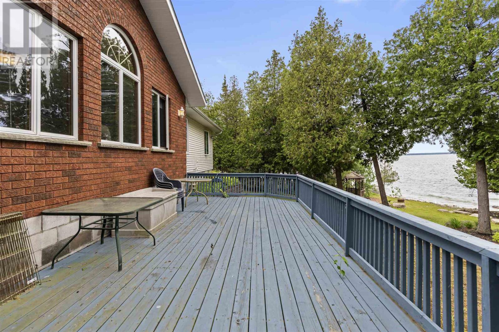 Photo 35 of 3804 Hamilton Dr, Hilton Beach ON