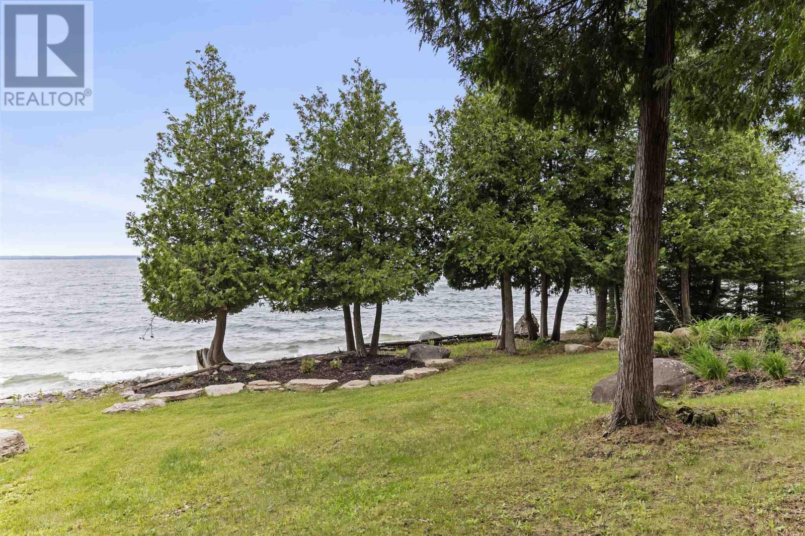 Photo 28 of 3804 Hamilton Dr, Hilton Beach ON