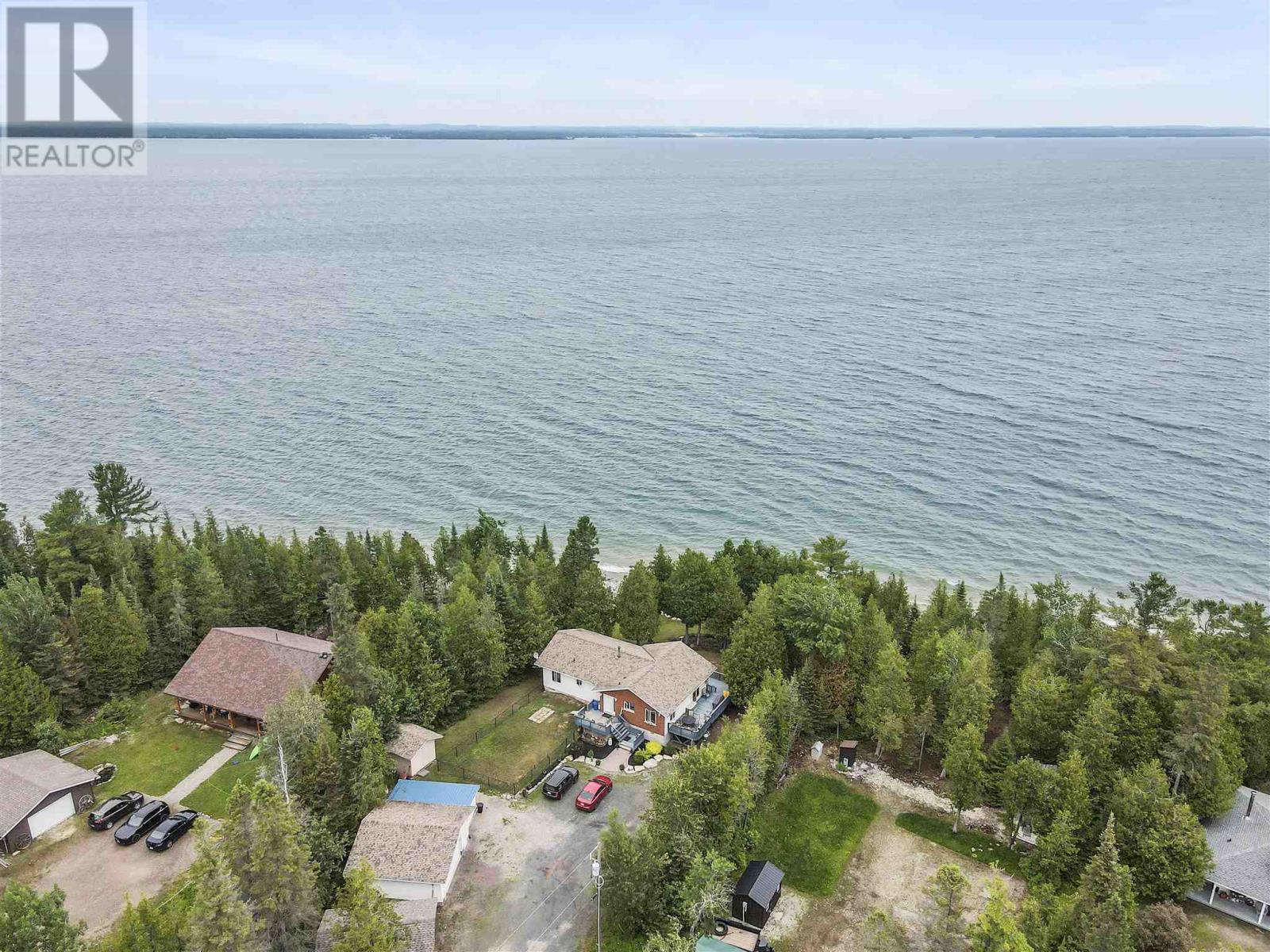 Photo 16 of 3804 Hamilton Dr, Hilton Beach ON