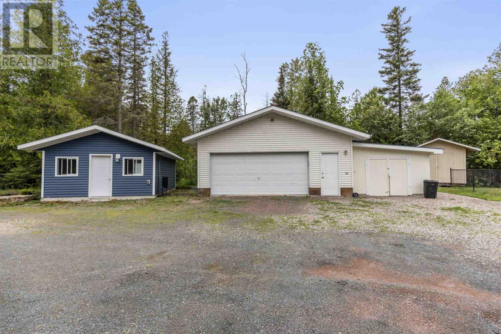 Photo 21 of 3804 Hamilton Dr, Hilton Beach ON