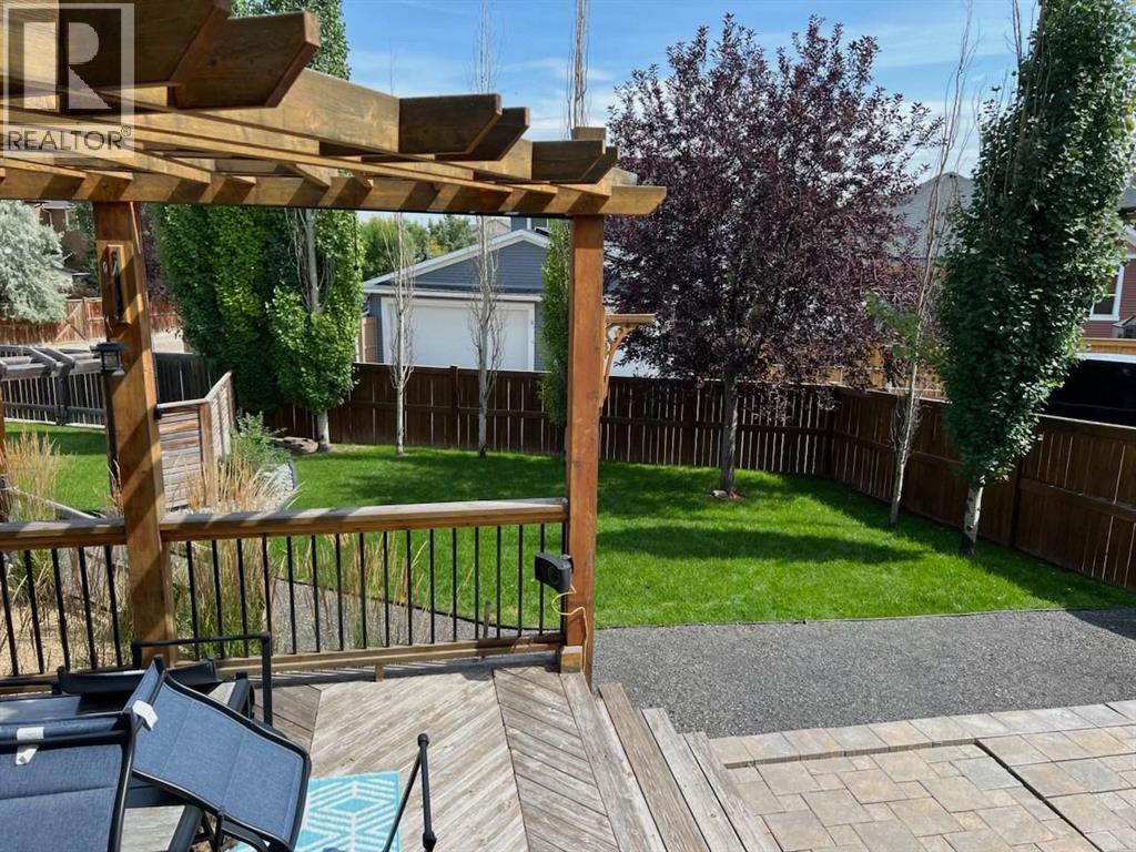 Photo 20 of 25 Westridge Way, Okotoks AB