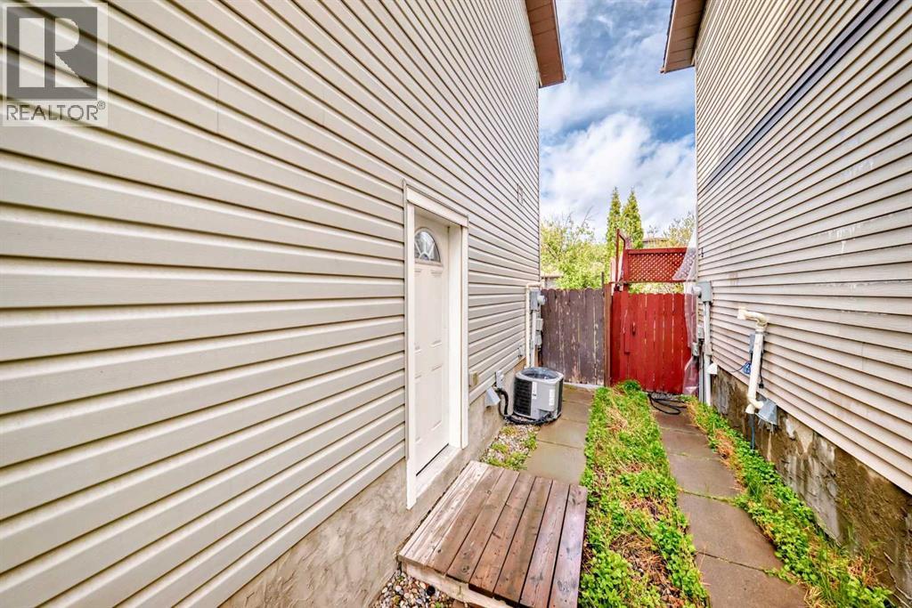 Single Family House for Sale in  Taraglen Road NE Taradale Calgary 