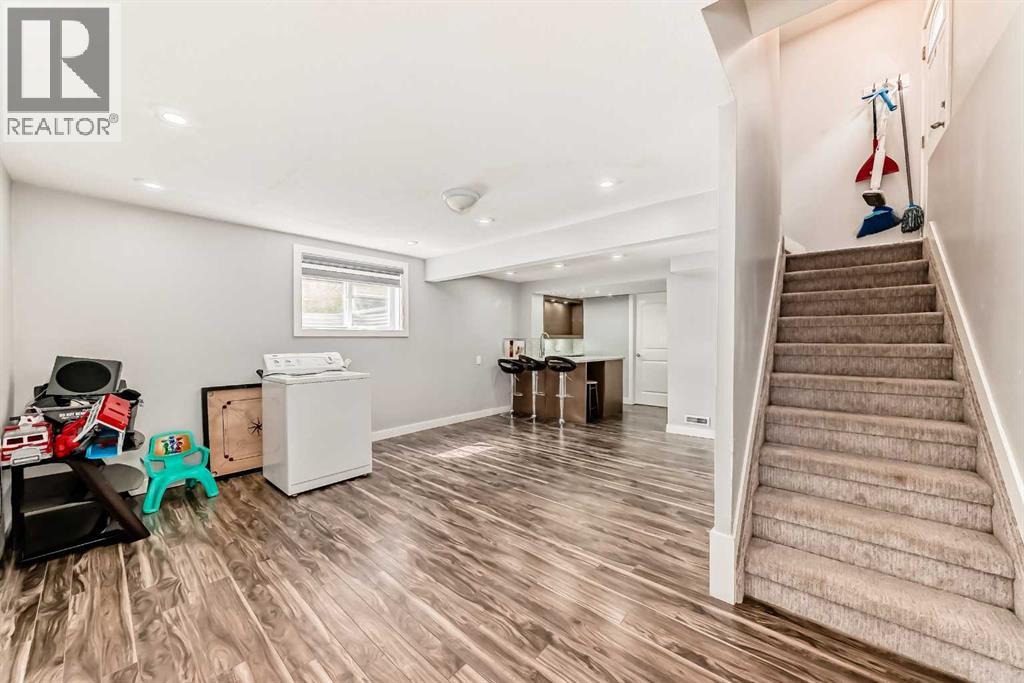 Single Family House for Sale in  Taraglen Road NE Taradale Calgary 