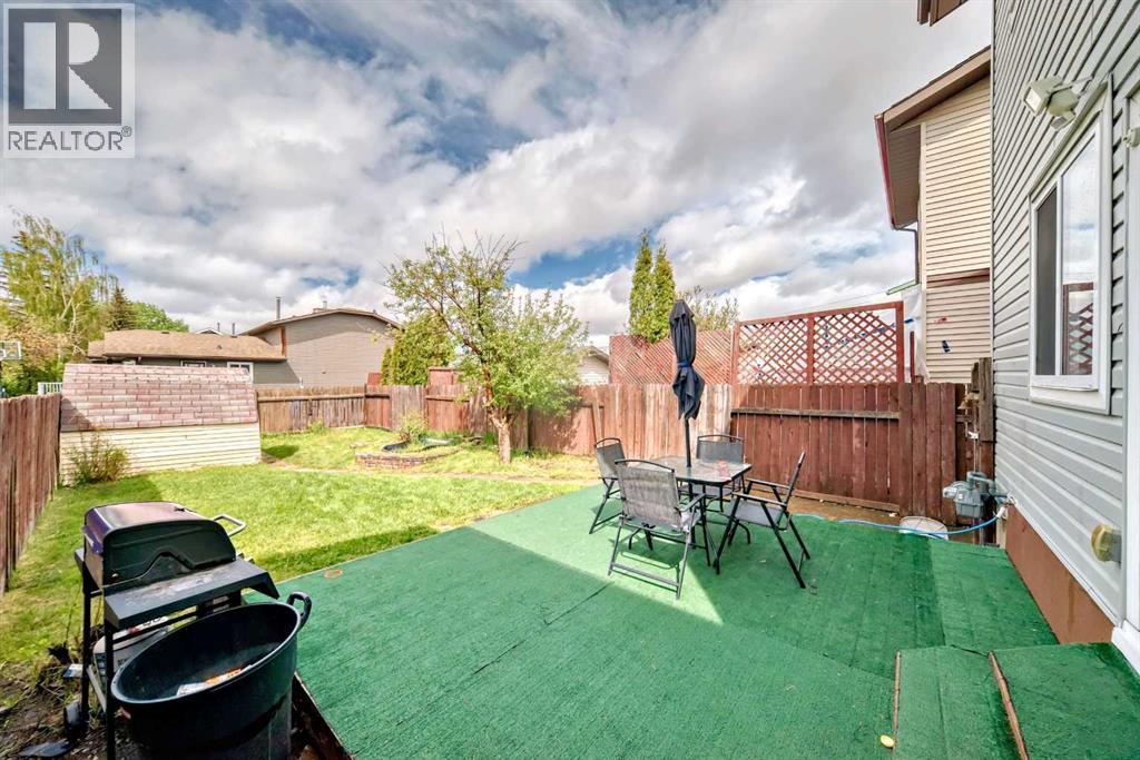 Single Family House for Sale in  Taraglen Road NE Taradale Calgary 
