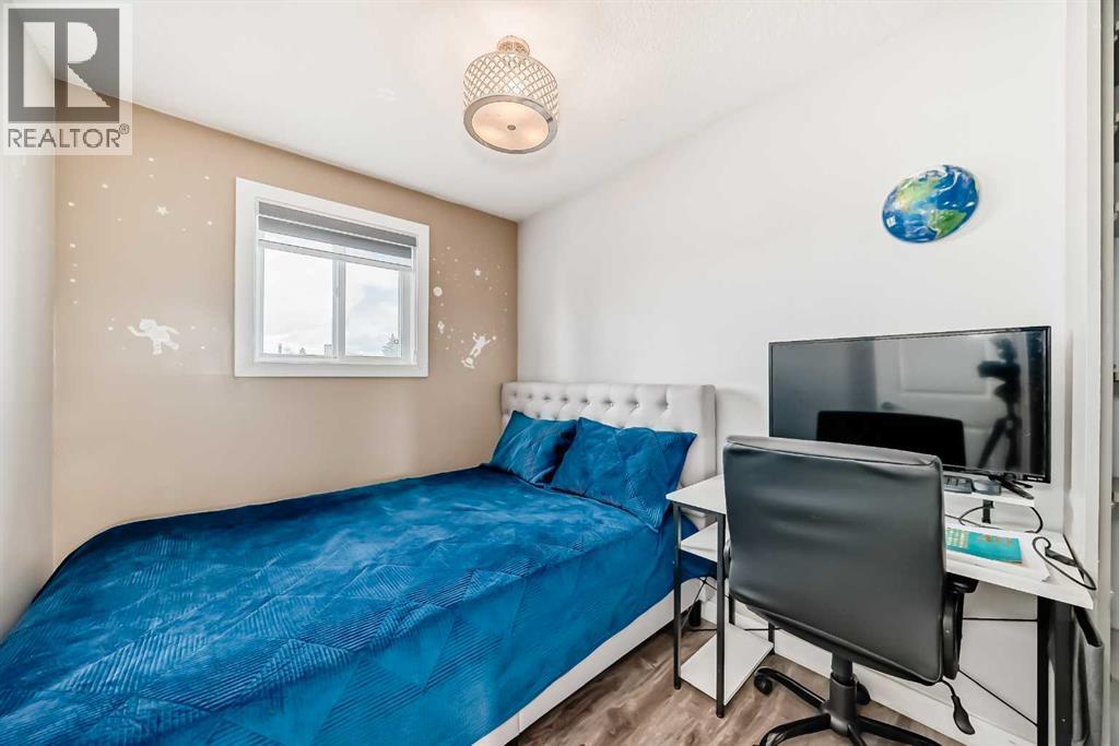 Single Family House for Sale in  Taraglen Road NE Taradale Calgary 