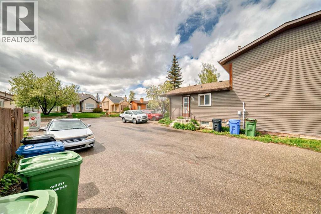 Single Family House for Sale in  Taraglen Road NE Taradale Calgary 