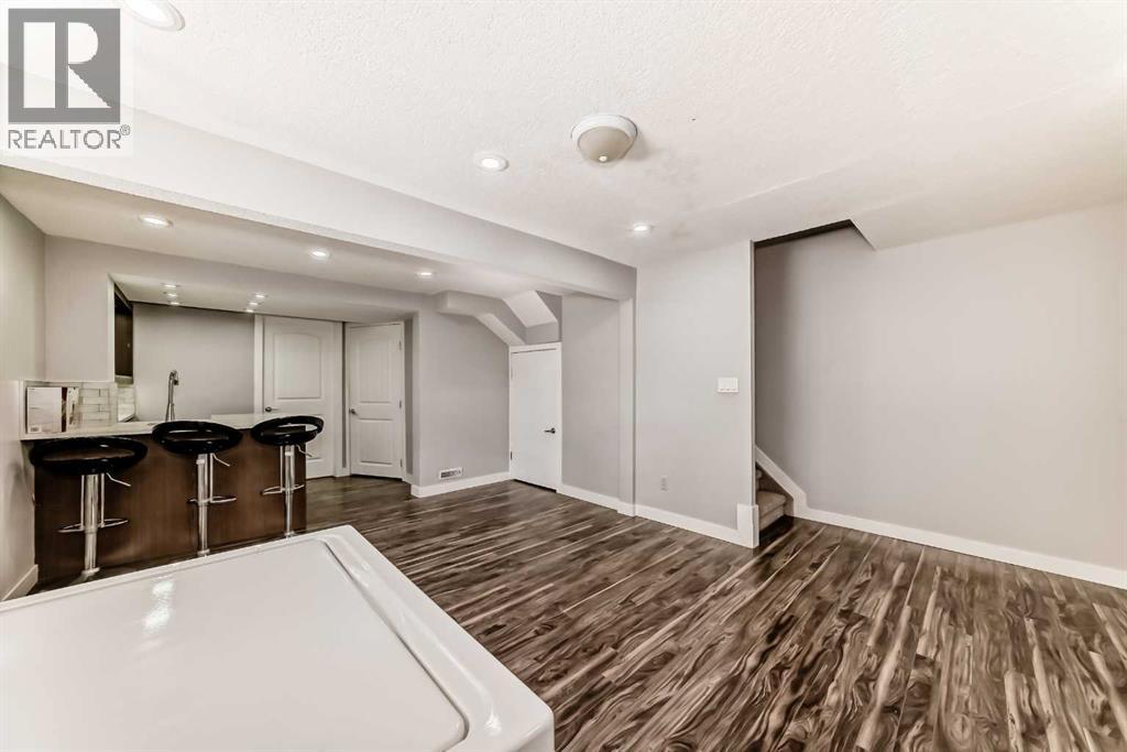 Single Family House for Sale in  Taraglen Road NE Taradale Calgary 