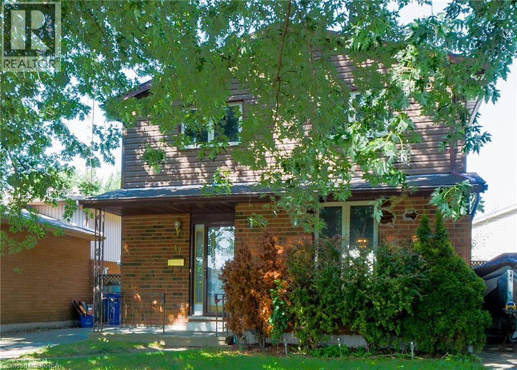 Photo 26 of 47 Wedgewood Avenue, Chatham ON