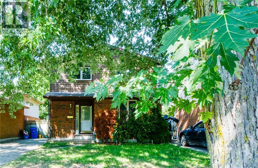Photo 8 of 47 Wedgewood Avenue, Chatham ON