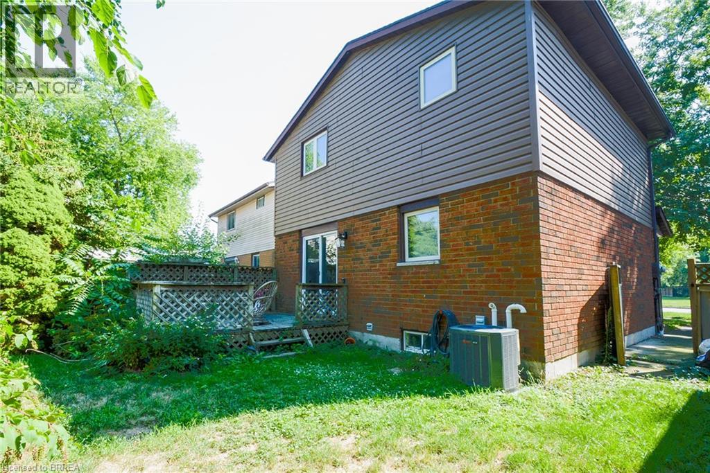 Photo 16 of 47 Wedgewood Avenue, Chatham ON